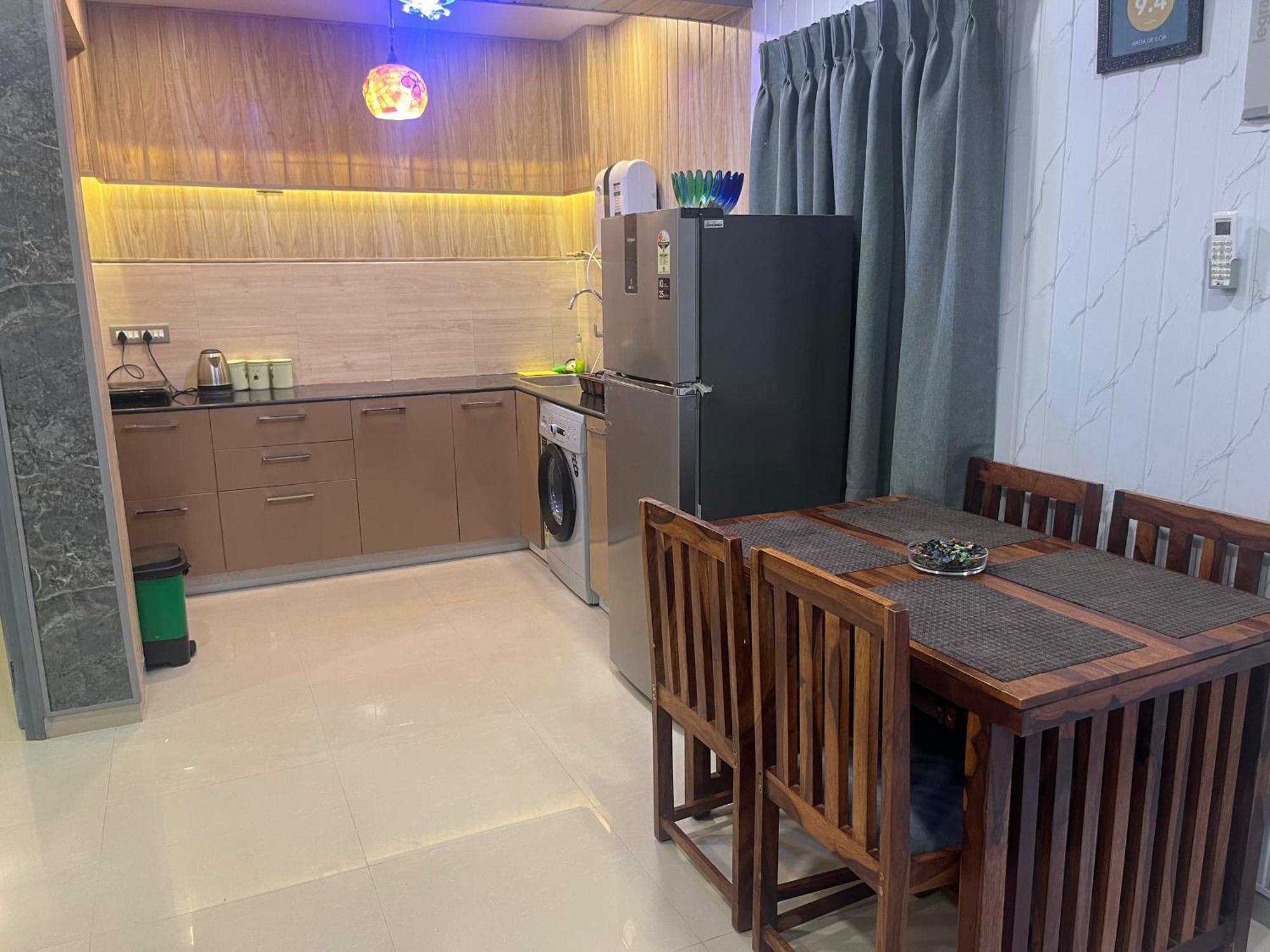 Areia De Goa, Comfort Stay Apartment Near Baga Beach Exteriör bild
