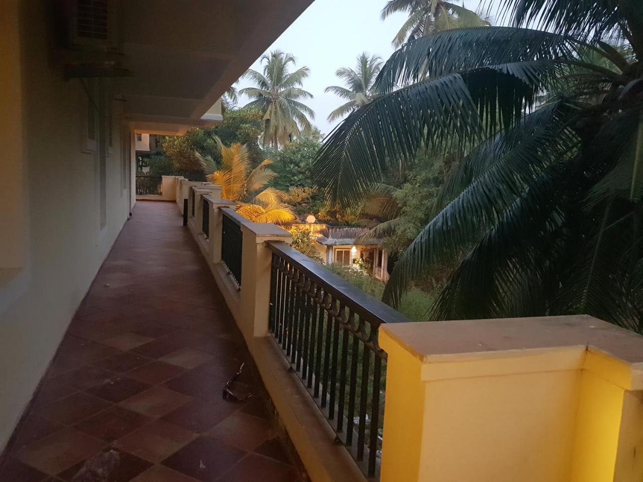 Areia De Goa, Comfort Stay Apartment Near Baga Beach Exteriör bild